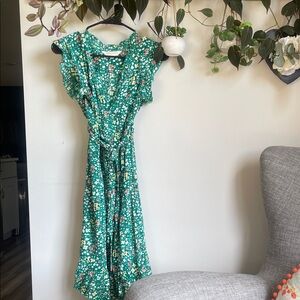 APRICOT Green and White Floral Dress